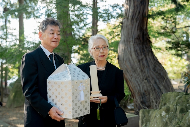 大切な方をお見送りする様子
